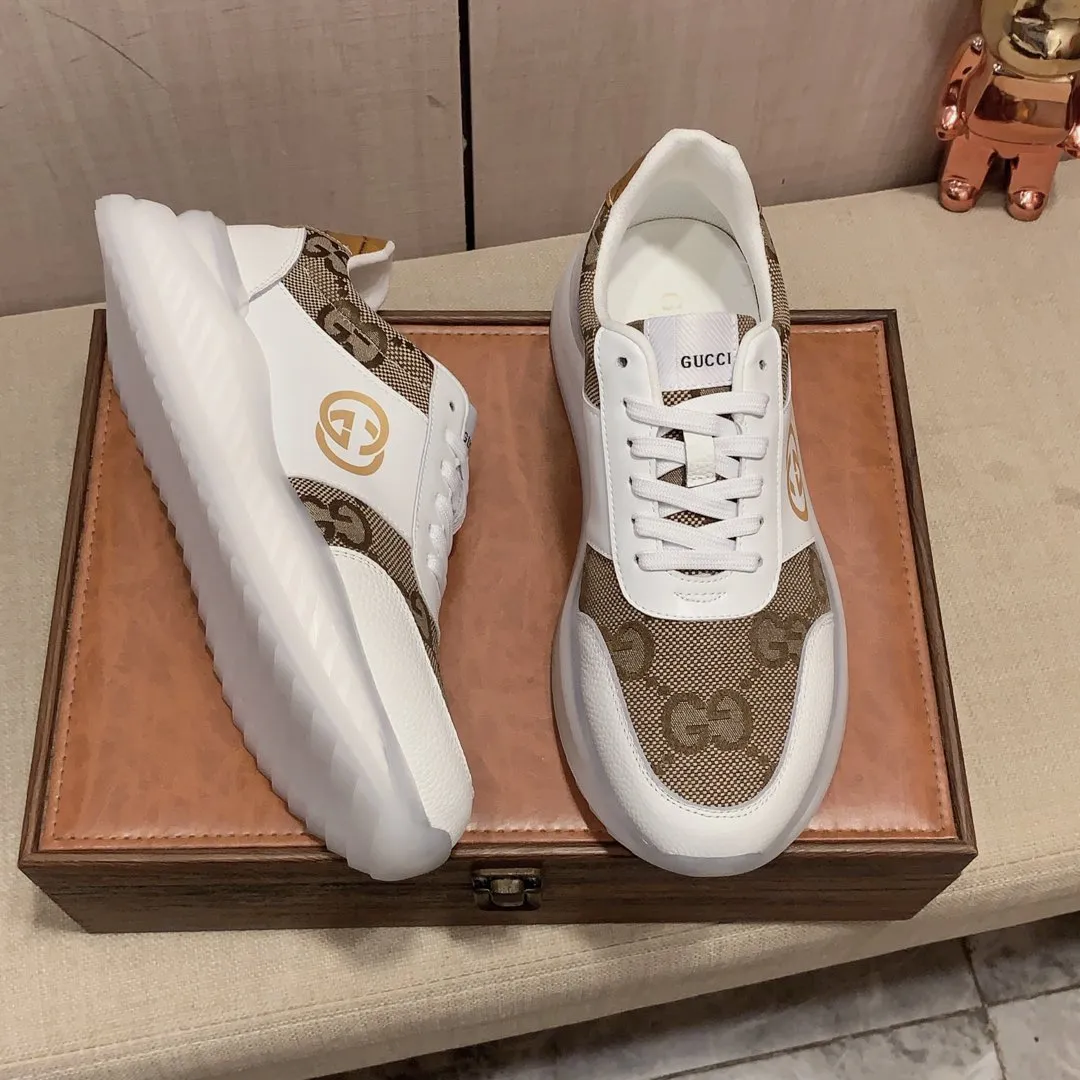 Men's men's shoes💰460💰💰🎩🎩[Lightning][Lightning] "Gucci*" The latest and most popular casual sports shoes, top brand [seduce] luxury~purchase, top~quality. [Strong] The upper is made of imported breathable cowhide with material ➕ breathable sheepskin feet (•) and fine workmanship. The original stylish and stylish soft rubber wear-resistant and non-slip outsole is light and comfortable on the feet. The real thing looks better when taken in real life. 413: code: 38-44, can be customized 45